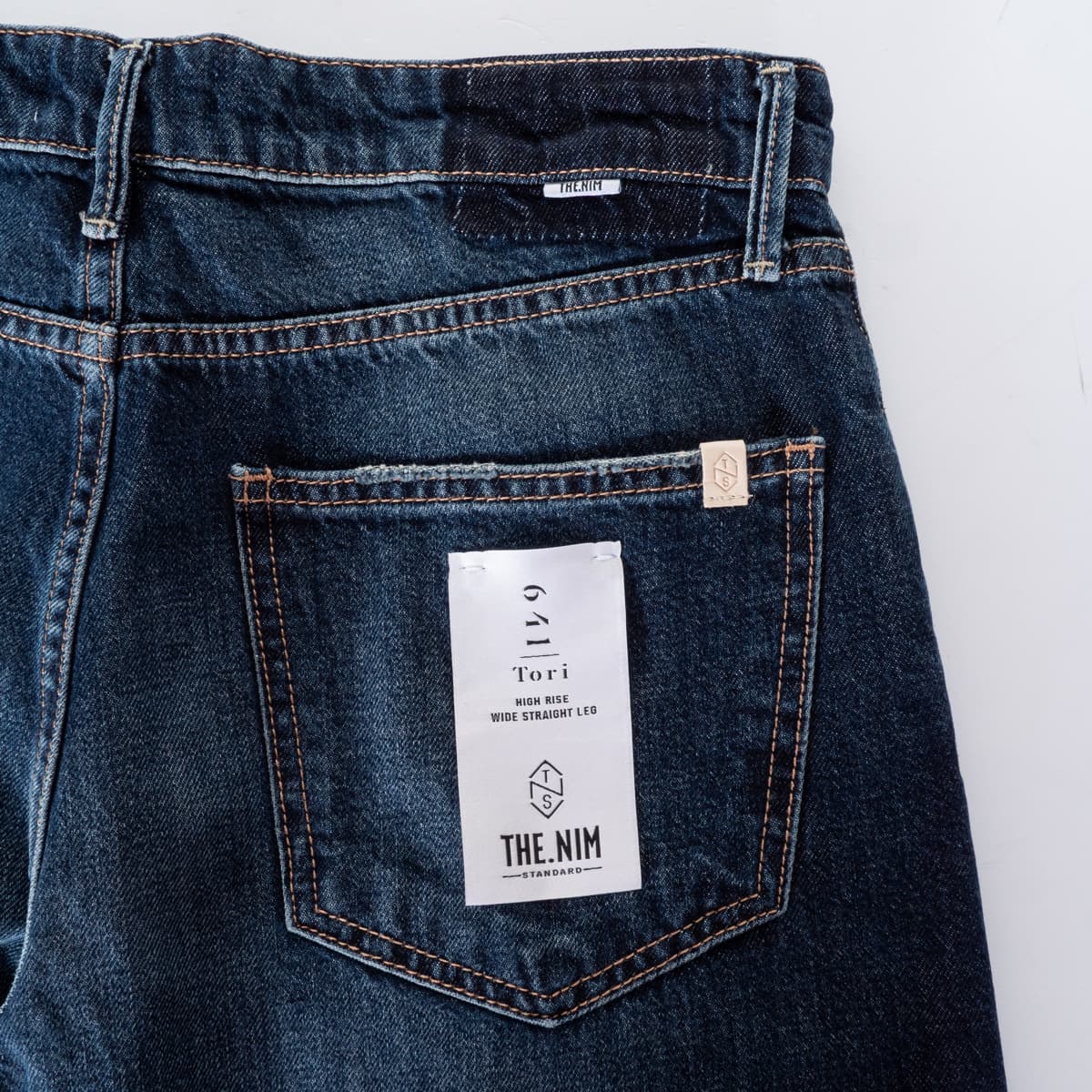 Wide Straight Leg Jeans 641 Tori