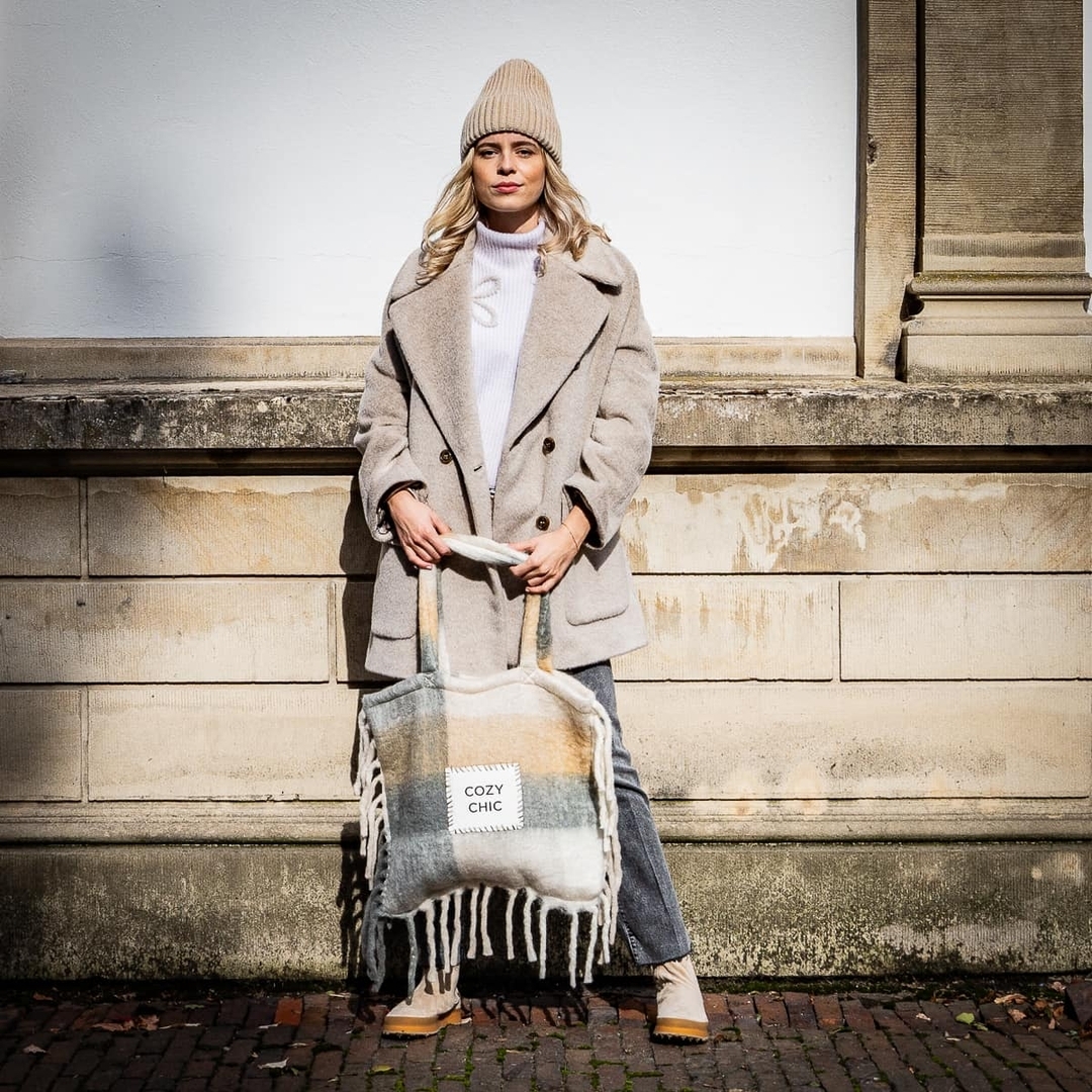 Flauschiger Shopper.