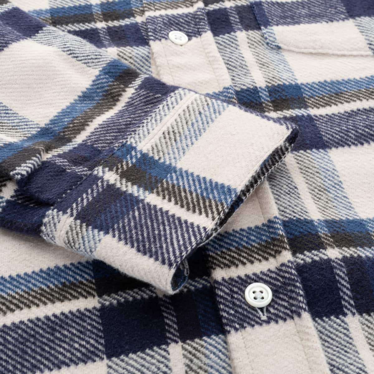 Ecca Plaid Flannel Shirt