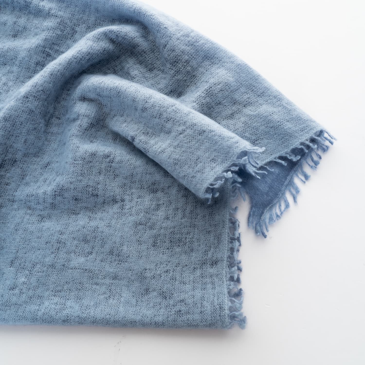 Altea-246-0353-batik-schal-2-3 altea-246-0353-batik-schal-2-3