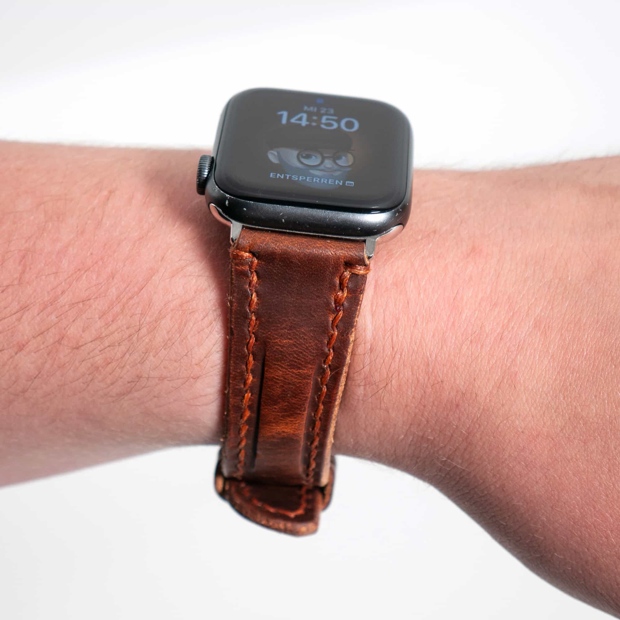 kustom-kraft-armband-apple-watch-brandy-1-von-5 kustom-kraft-armband-apple-watch-brandy-1-von-5