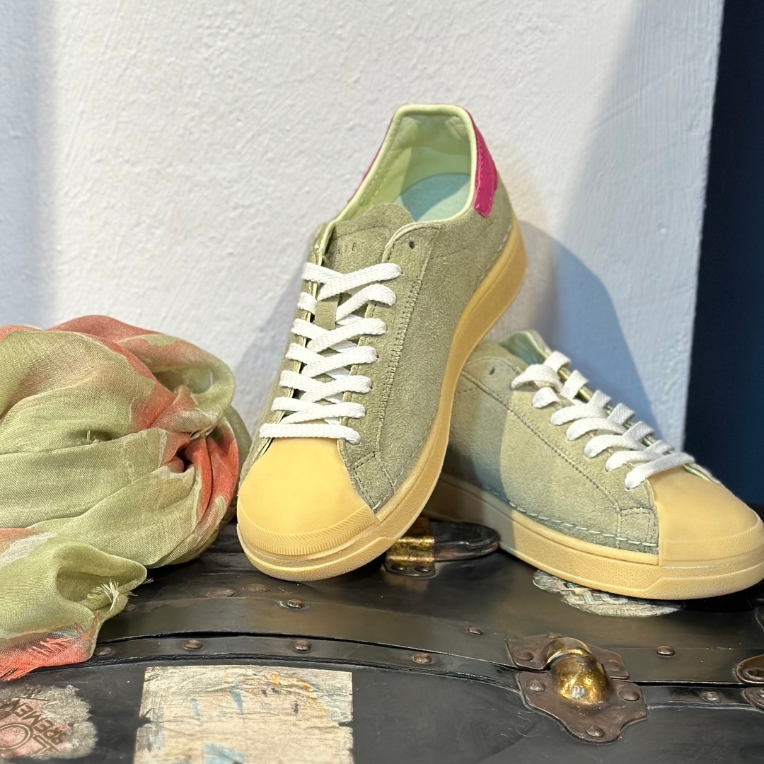 Go Sneaker. 425006185_325886673178495_5632162038054373872_n