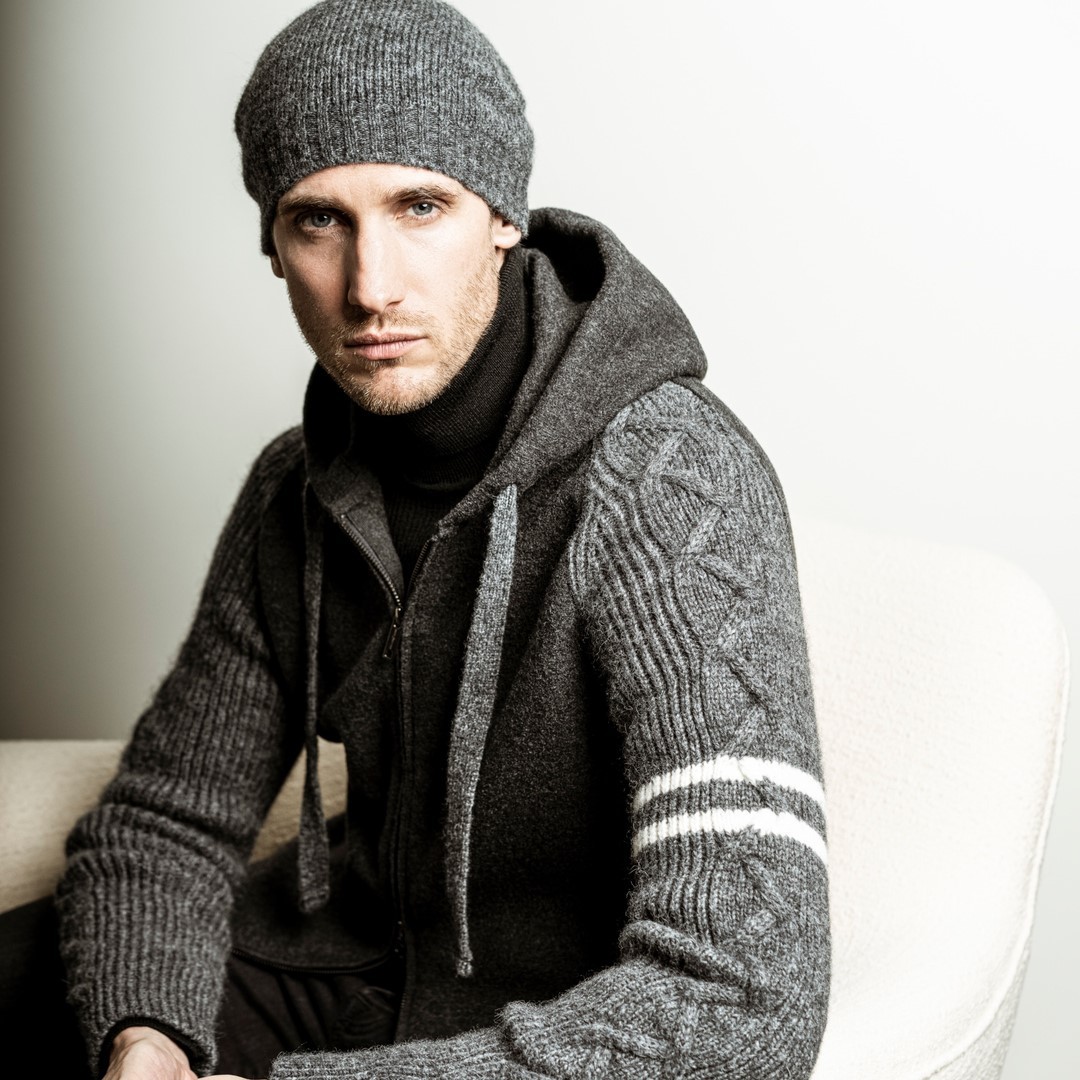 Mehr ale eine Strickjacke. 247057522_245014200997983_6993242649335160070_n