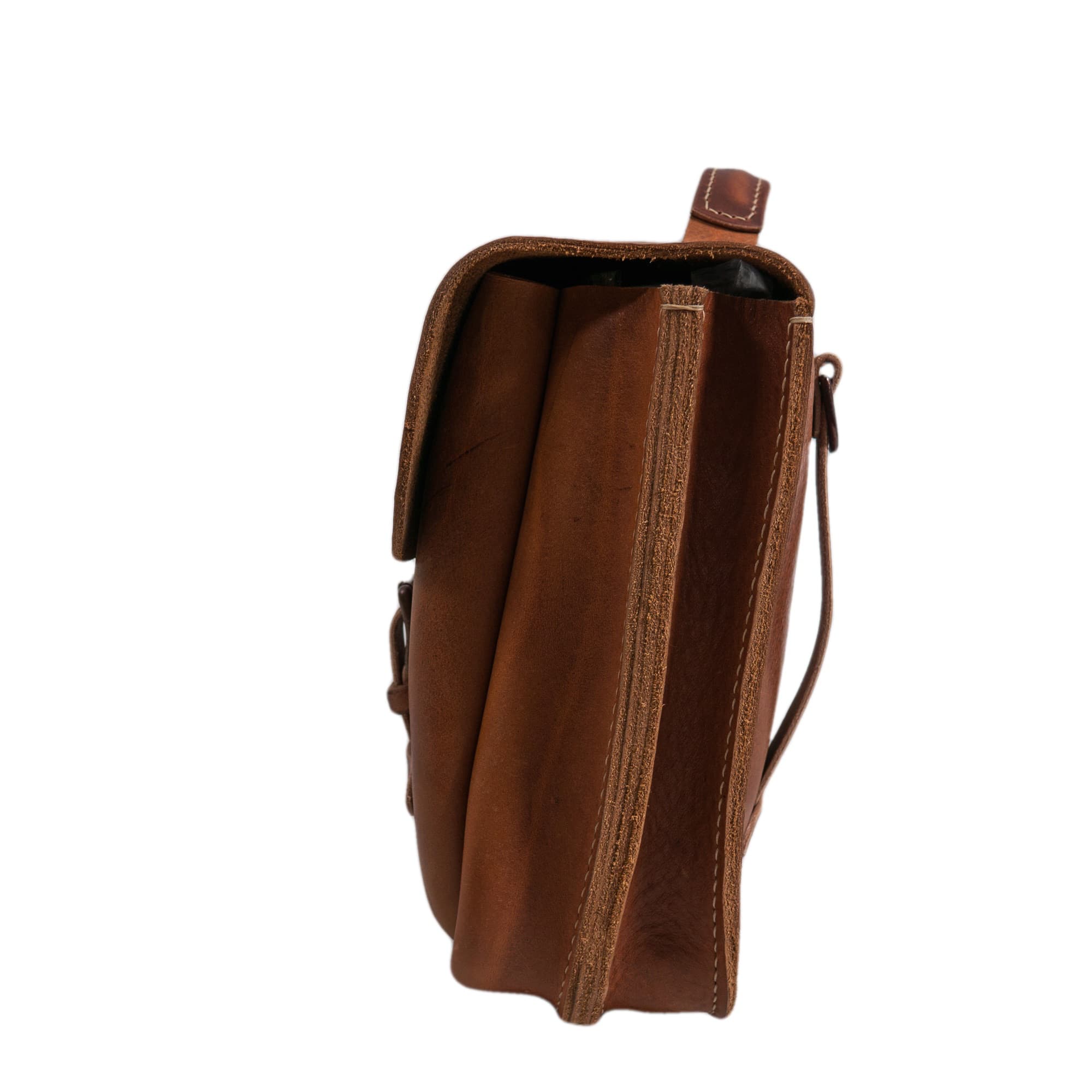 workaday-ledertasche-cognac-2