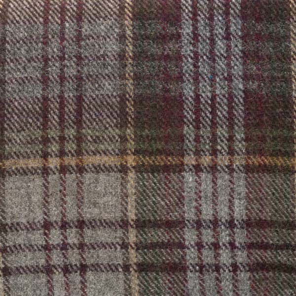 646 Tweed in olive-red