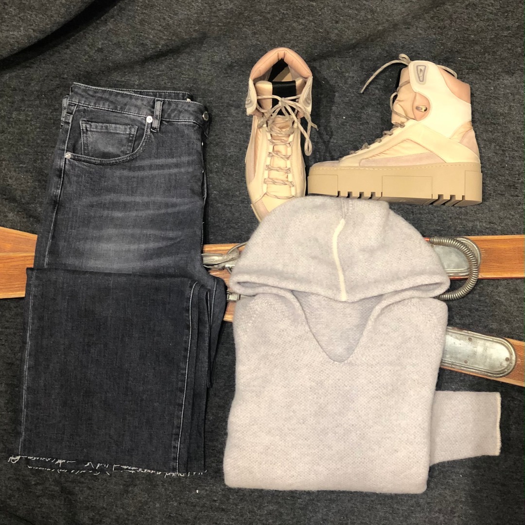 Die Fashion-Formel für einen langen Winterabend 139263976_469841120690162_1010229505691370207_n